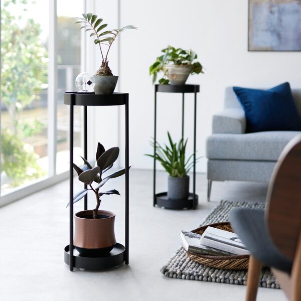 Метална стойка за цветя (височина 70 cm) Tower – YAMAZAKI