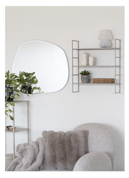 Светлосив метален стенен рафт на няколко нива 48 cm Beja – House Nordic