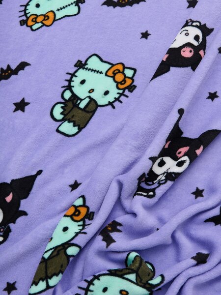 Sinsay - Одеяло с хелоуински мотив Hello Kitty and Friends - грозде