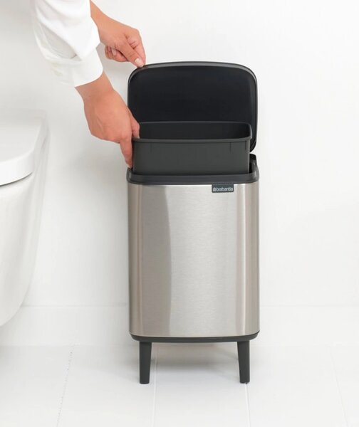 Кош за боклук Brabantia Bo Small Hi 1006646, 7 л, Повдигнат, Плавно и безшумно отваряне, Противоплъзгаща основа, Устойчив на пръстови отпечатъци, Инокс/Мат