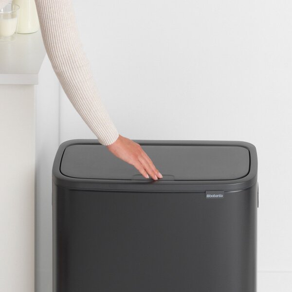 Кош за боклук Brabantia Bo Touch 1001274, 60 л, Плавно и безшумно отваряне, Голям отвор, Устойчив на отпечатъци, Черен/мат