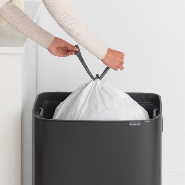 Кош за боклук Brabantia Bo Touch 1001274, 60 л, Плавно и безшумно отваряне, Голям отвор, Устойчив на отпечатъци, Черен/мат