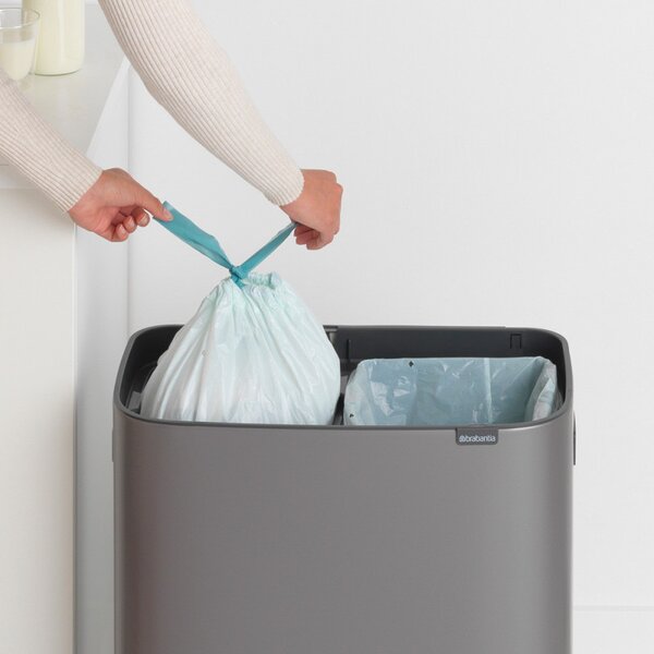 Кош за боклук Brabantia Bo Touch 1001271, 2x30 л, Плавно и безшумно отваряне, Голям отвор, Тъмносив