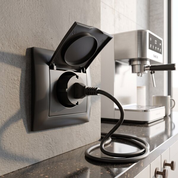 Единичен контакт със заземяване и капаче с рамка OSTE JNH005-G Black