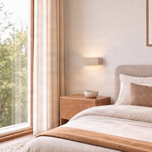 SOLLUX LIGHTING Стенна лампа Rigata, бежова, керамика, дължина 34 см, осветява нагоре/надолу, Затъмняване, Бежов, Коридор, Керамика, Модерен