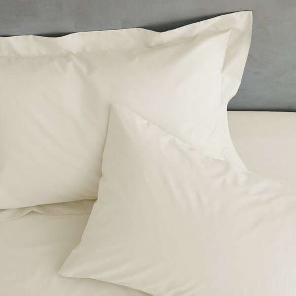 Кремав чаршаф от перкал 180x260 cm Easy Iron Percale – Catherine Lansfield