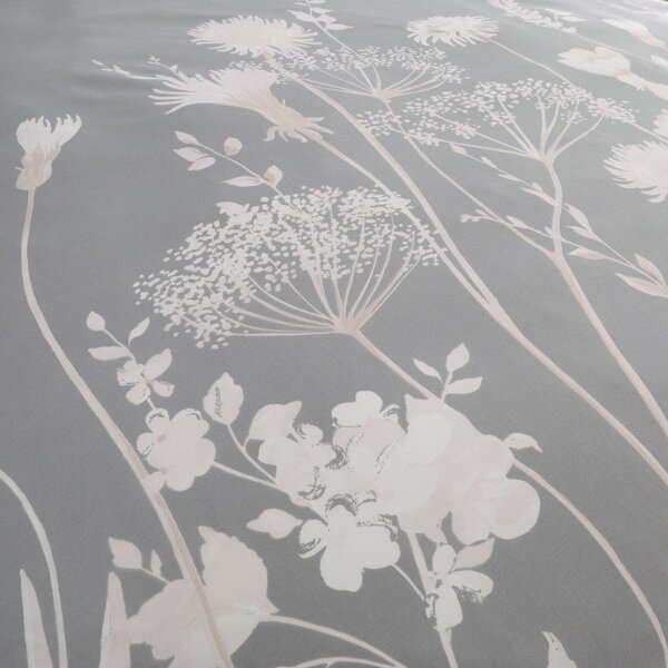 Сиво единично спално бельо 135x200 cm Meadowsweet Floral – Catherine Lansfield