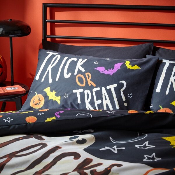 Черно двойно спално бельо 200x200 cm Halloween Trick or Treat – Catherine Lansfield