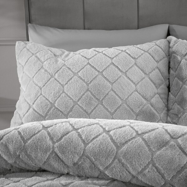 Сиво единично спално бельо от микроплюш 135x200 cm Cosy Diamond – Catherine Lansfield