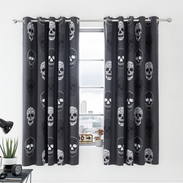 Тъмносива детска завеса 2 бр. 168x183 cm Skulls – Catherine Lansfield