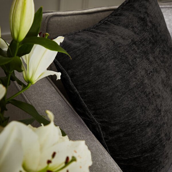 Декоративна възглавница от шенил 55x55 cm Selene Luxury Chenille – Hyperion