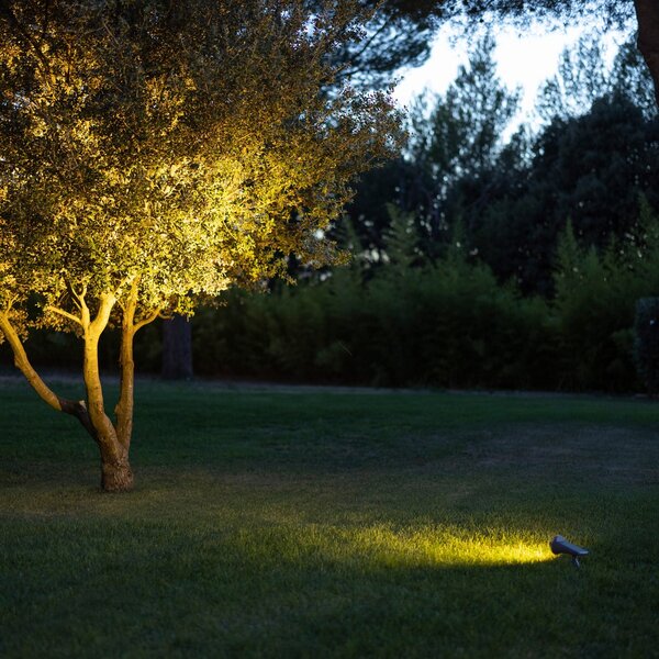 Les Jardins LED-соларен външен прожектор Oje, 600 lm, 2700K, IP66, с регулиране на яркостта., Затъмняване, Сив, Алуминий, Модерен, Соларно осветление
