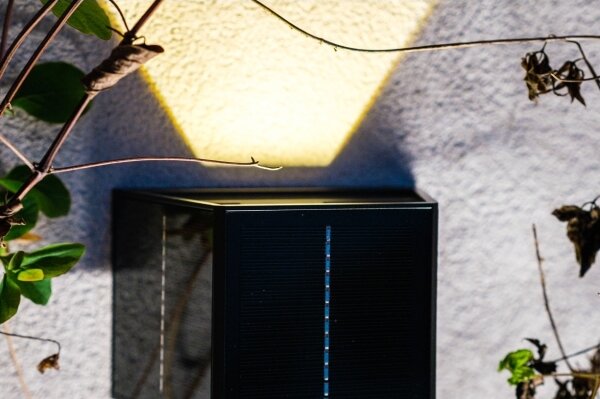 Brilagi - LED соларен стенен фенер SOLAR CUBE LED/2W/3,2V 1300 mAh IP54