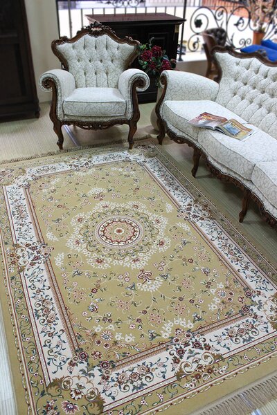 Бежов персийски килим Диамант с ресни - 160/230