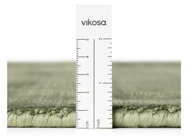 Зелен ръчно изработен килим от вискоза 120x180 cm Noemi – Vikosa