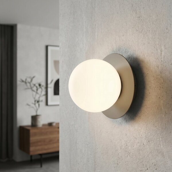 EMIBIG LIGHTING Стенна лампа „Минерва“, опал/бежов, Ø 15 см, стъкло/метал, E14, Затъмняване, Бежов, Дневна/трапезария, Стъкло, Модерен, Глобус