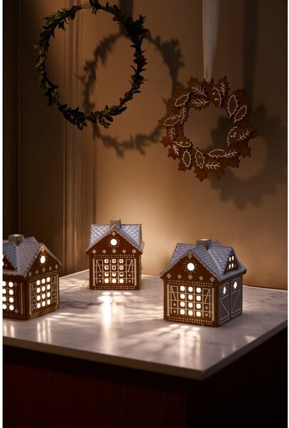 Порцеланов свещник за чаена свещ Gingerbread Lighthouse – Kähler Design