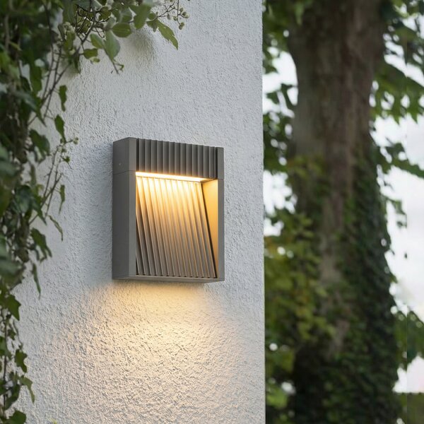Lucande LED външна стенна лампа Tavion, 16 cm, антрацит, IP65, Черен, Алуминий, Модерен
