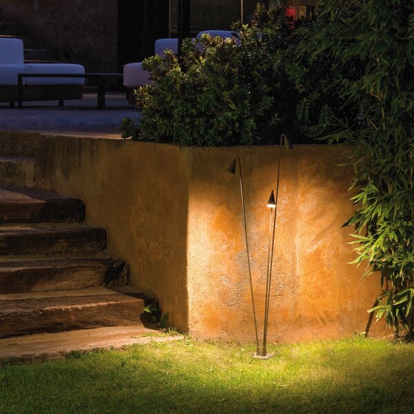 Vibia LED улични лампи Brisa, 3-лампови, каки, Кафяв / ръждив, Пластмаса, Дизайн