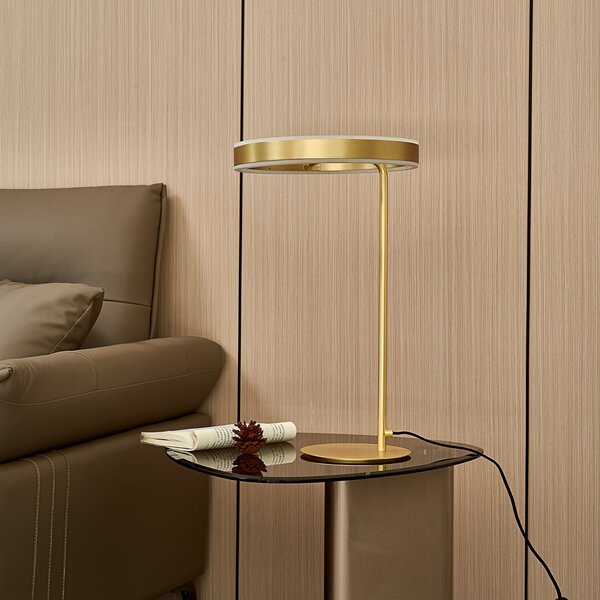 Lucande LED настолна лампа Yekta, цвят месинг, 59 cm, с възможност за димиране, Затъмняване, Злато / месинг, Дневна/трапезария, Метал, Дизайн