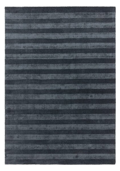 Тъмносин ръчно изработен килим от рециклирани влакна 160x230 cm Connor – MADE