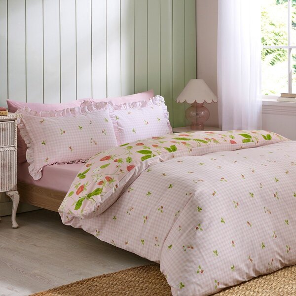 Розово единично спално бельо 135x200 cm Strawberry Frills – Catherine Lansfield