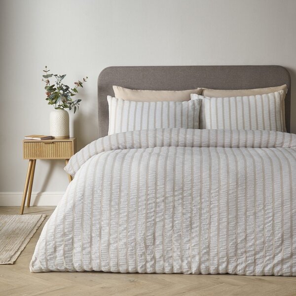 Бежово единично спално бельо 135x200 cm So Soft Seersucker Stripe – Catherine Lansfield