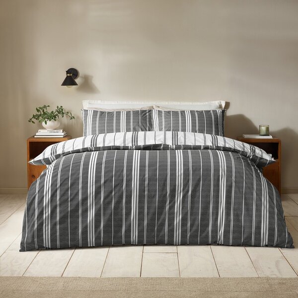 Черно-бял единично спално бельо 135x200 cm Harbour Stripe – Catherine Lansfield