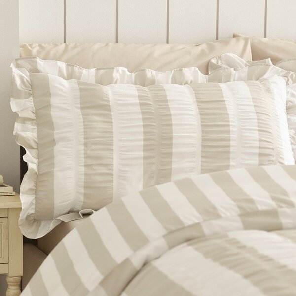 Бежово единично спално бельо 135x200 cm Seersucker Frill Stripe – Catherine Lansfield