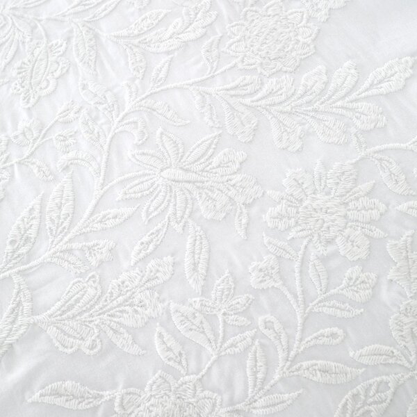 Бяло единично памучно спално бельо 135x200 cm Embroidery Floral – Bianca
