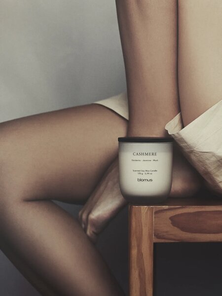 BLOMUS Ароматна свещ TUOKSU, размер S - аромат Cashmere