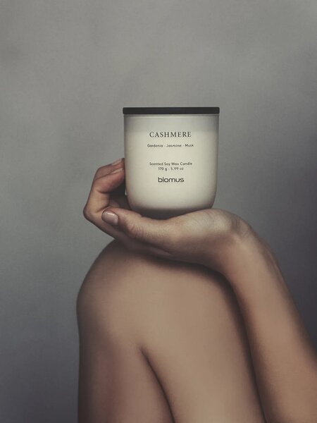 BLOMUS Ароматна свещ TUOKSU, размер S - аромат Cashmere