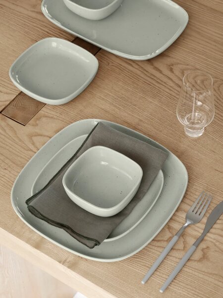 BLOMUS Десертна чиния VAHLO, 20х20см - цвят светло-сив (Mirage Grey)