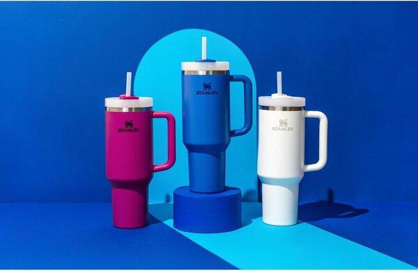 Бял термос със сламка от неръждаема стомана 1,18 l Quencher H2.0 FlowState Tumbler Frost – Stanley