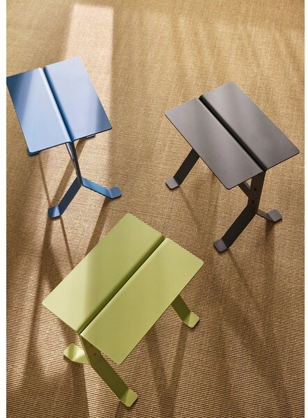 Метална странична масичка 30x40 cm Fold – Hübsch