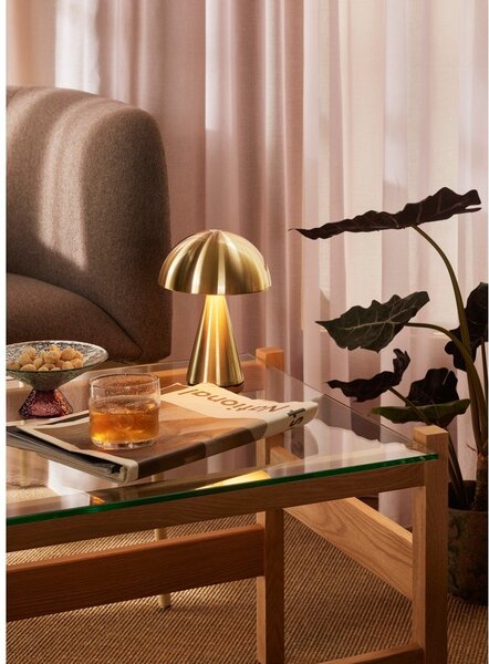 Масичка за кафе със стъклен плот в естествен цвят 52x66 cm Ledge – Hübsch