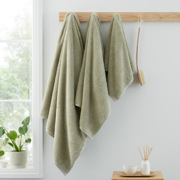 Светлозелена памучна хавлиена кърпа 70x127 cm Soft Zero Twist Spa Towel – Bianca