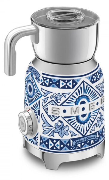 Уред за разпенване на мляко Smeg Dolce & Gabbana MFF01DGBEU, 500 W, 600 мл, Автоматично изключване, Без BPA, Средиземноморско синьо