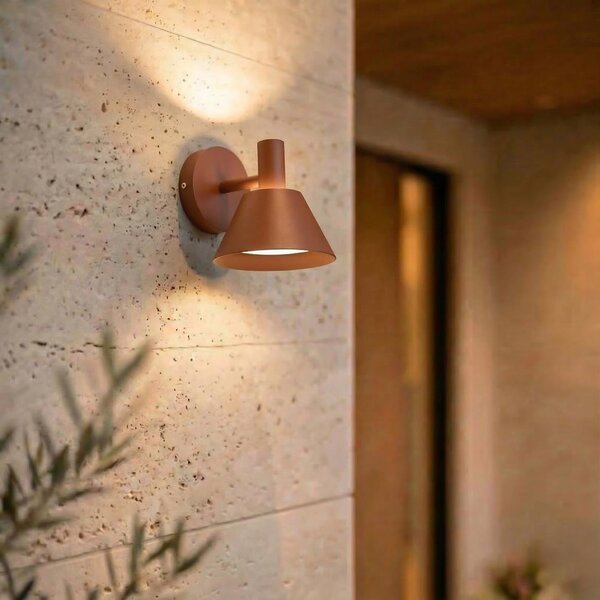 Lucande LED осветително тяло за външна стена Tabena, кафяво, IP44, CCT, Кафяв / ръждив, Алуминий, Модерен
