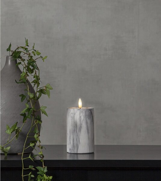 LED свещ от сив и бял бетон, височина 15 см Flamme Marble - Star Trading