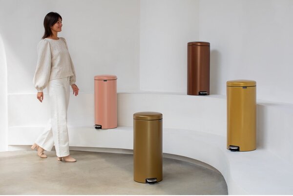 Стоманено кошче за боклук с педал в златист цвят 30 l NewIcon – Brabantia