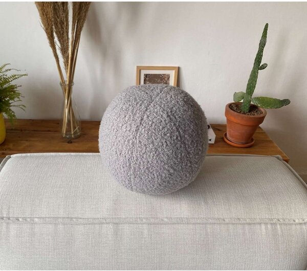 Декоративна възглавница от букле ø 20 cm Top – Mioli Decor