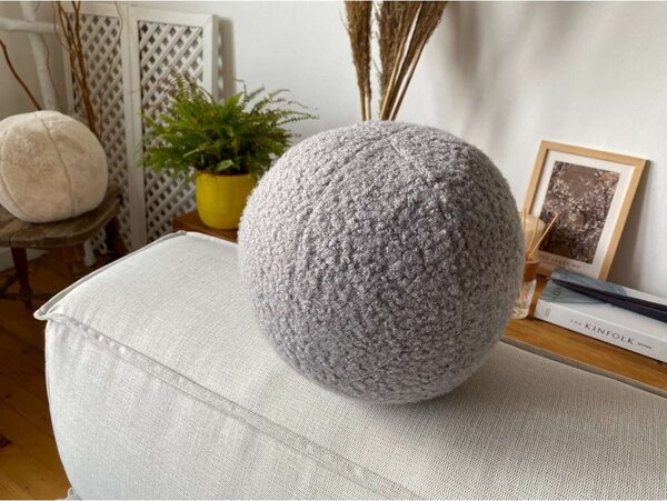 Декоративна възглавница от букле ø 20 cm Top – Mioli Decor