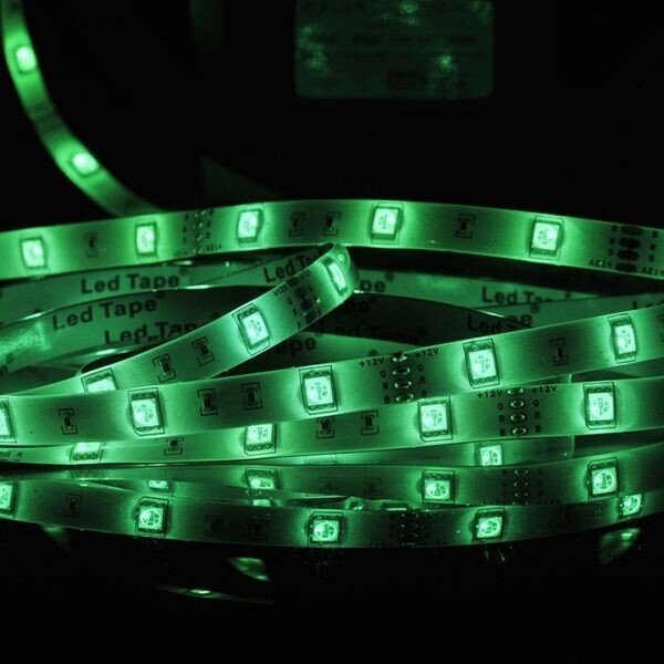 LED RGB Димируема лента 5 м LED/18W/12V IP20 + д.у