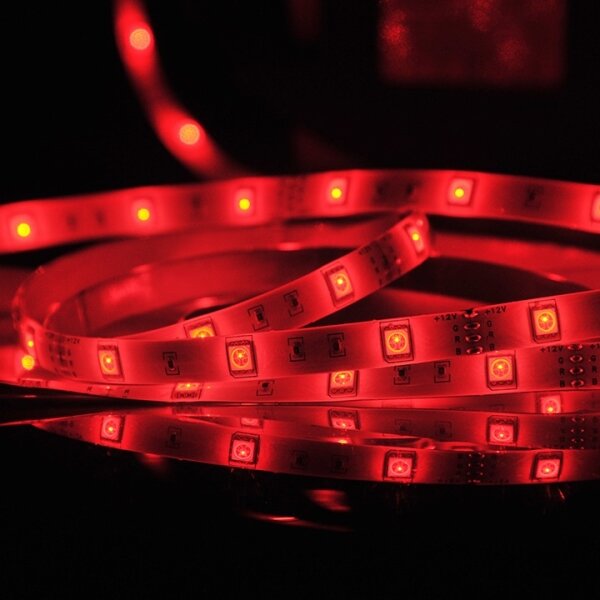 LED RGB Димируема лента 5 м LED/18W/12V IP20 + д.у