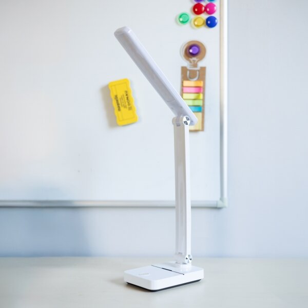 Zuma Line 1949-WH-LED LED настолна лампа 8W, 1200 mAh, 3000/4500/6000K, бяла