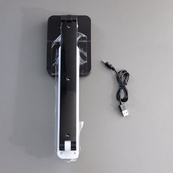 Zuma Line 1949-BK-LED LED настолна лампа 8W, 1200mAh, 3000/4500/6000K, черна