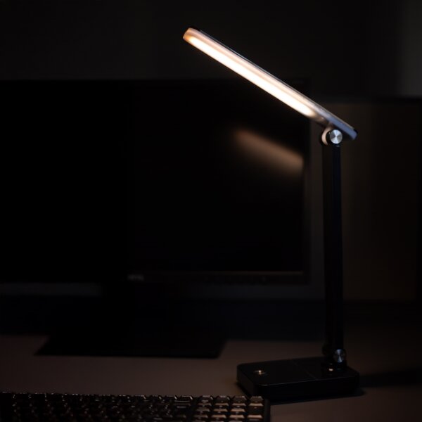 Zuma Line 1949-BK-LED LED настолна лампа 8W, 1200mAh, 3000/4500/6000K, черна
