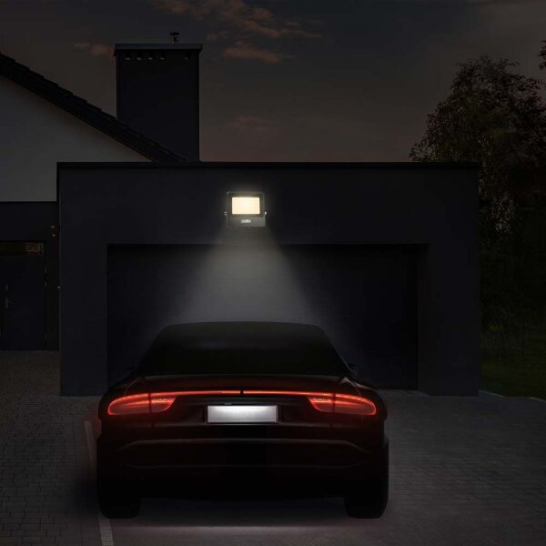 LED прожектор с датчик 50W 230V 6500K IP65 черен