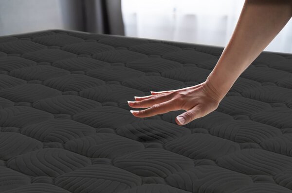 Твърд матрак с пяна 80x200 cm Air Black – Moonia